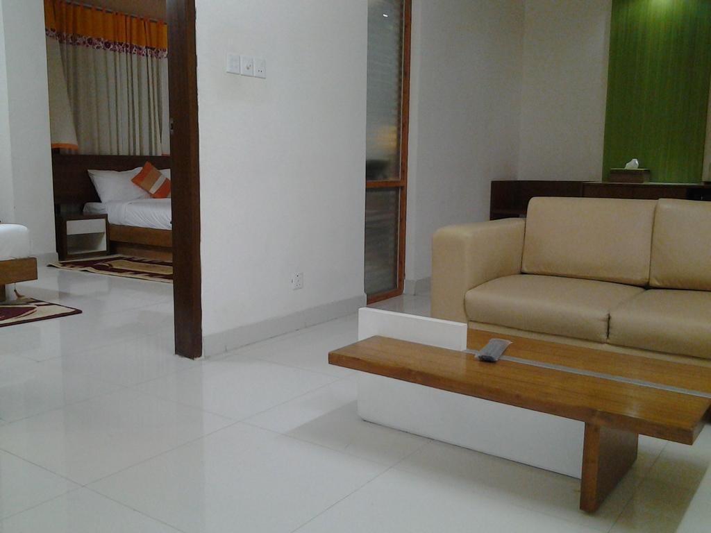 Naas Serviced Apartments Dhaka Buitenkant foto