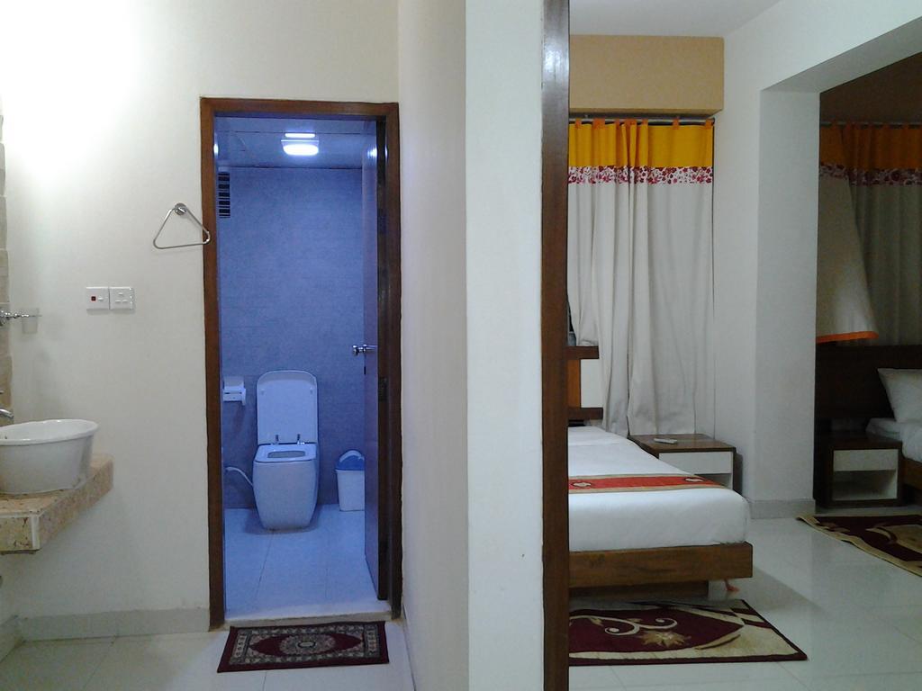 Naas Serviced Apartments Dhaka Buitenkant foto